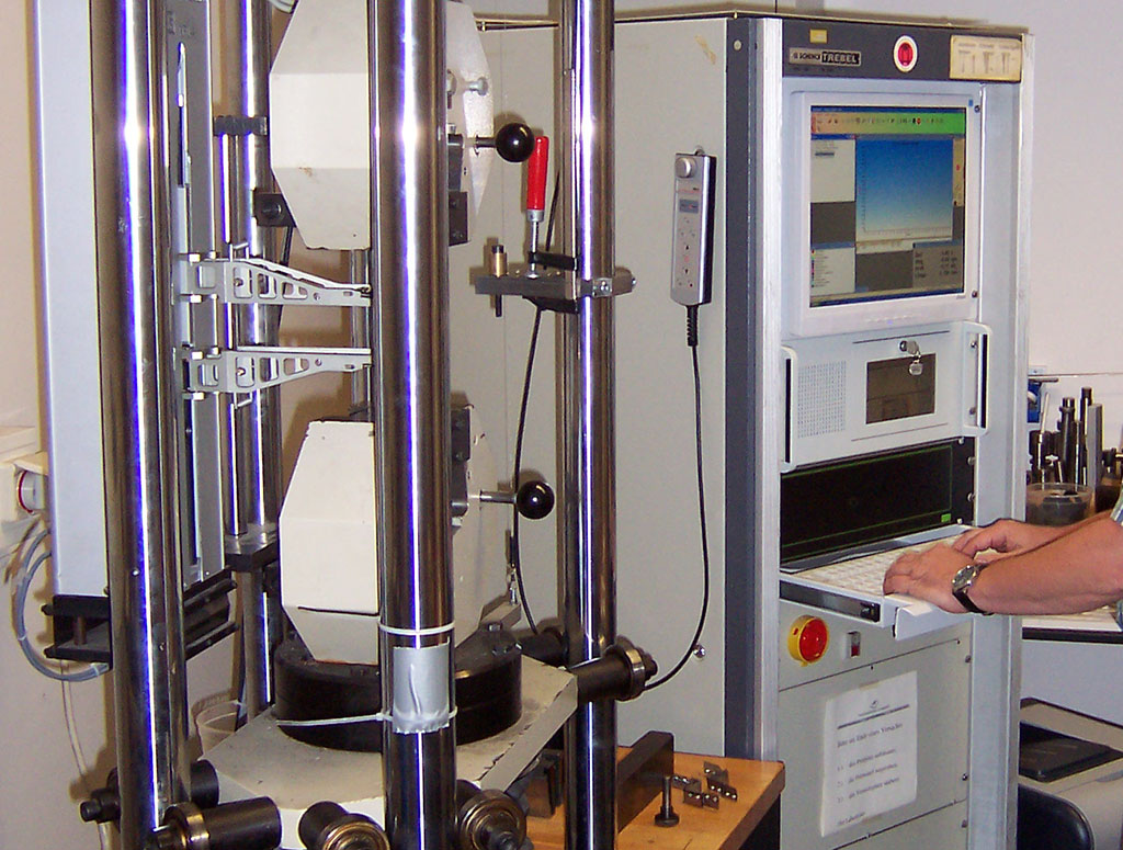 Das digitale Mess- und Controlsystem MCS 7070i